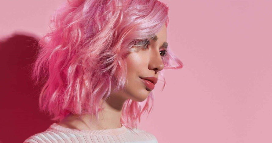 spray painting your hair